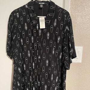 NWT Coffin & Skeleton Dress from Hot Topic 4X